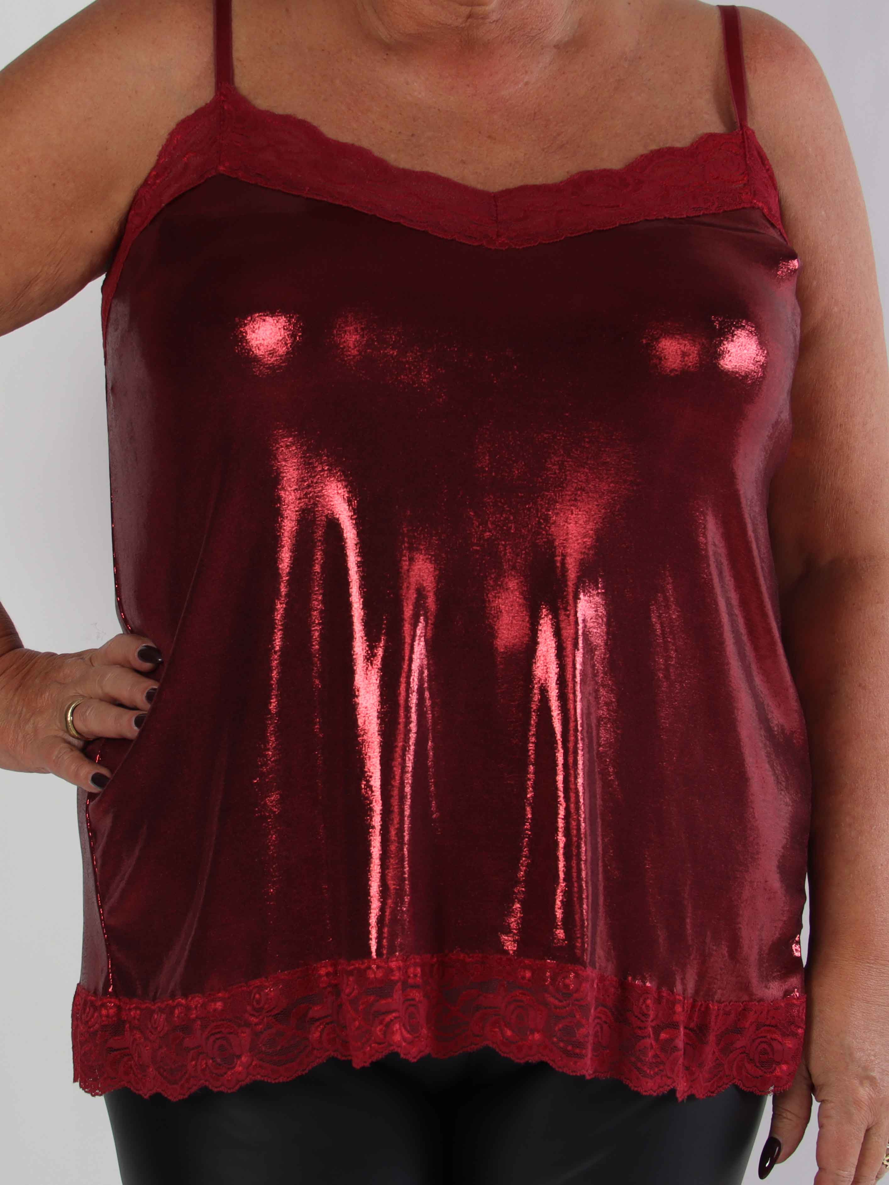 Vivil - Shiny elastisk top med blondekanter